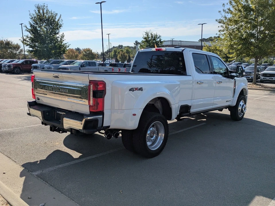 2024 Ford Super Duty 5th Gen - Image 4 of 21