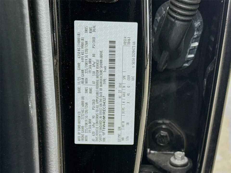 2024 Ford Super Duty 5th Gen - Image 15 of 18