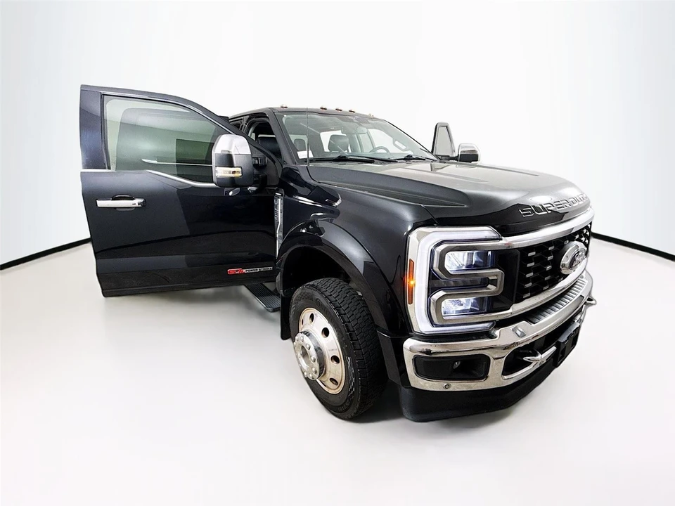 2024 Ford Super Duty 5th Gen - Image 17 of 18