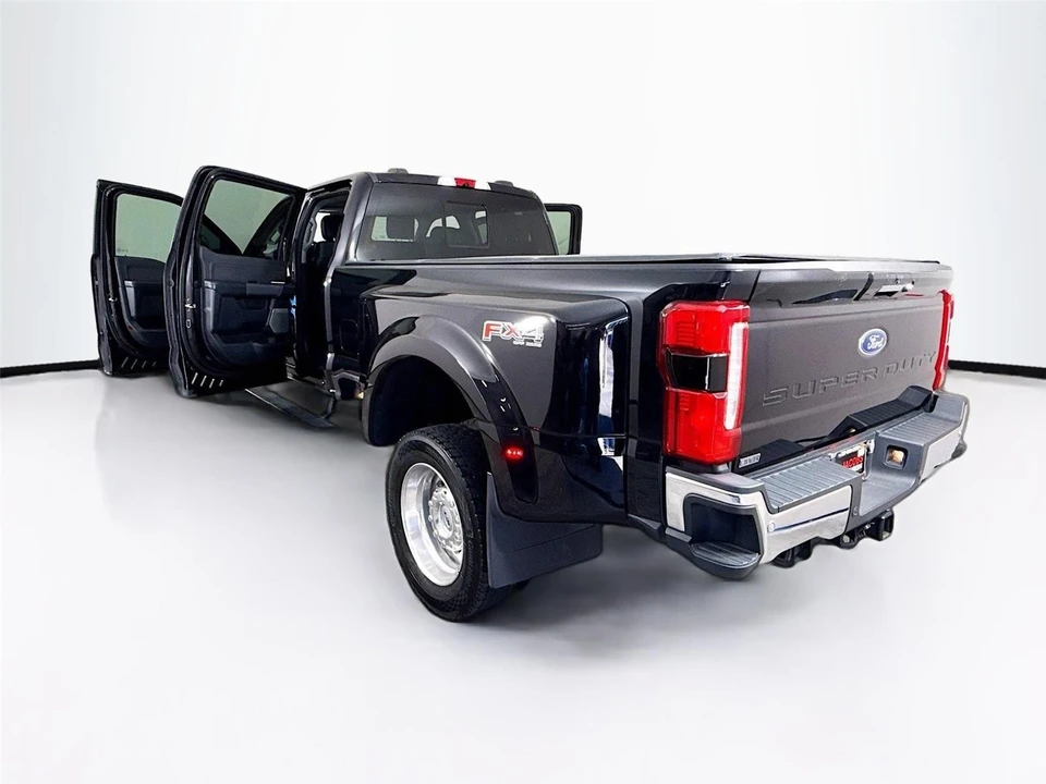 2024 Ford Super Duty 5th Gen - Image 18 of 21