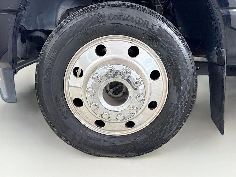 2024 Ford Super Duty 5th Gen - Image 12 of 21