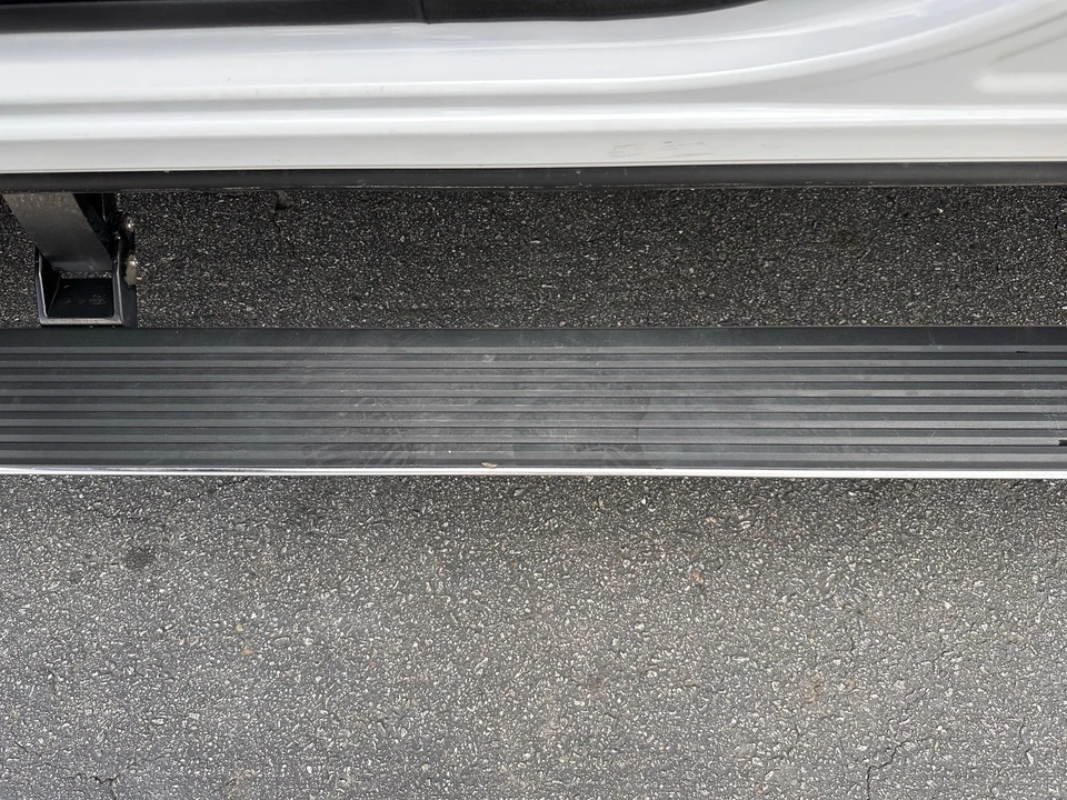 2024 Ford Super Duty 5th Gen - Image 12 of 21