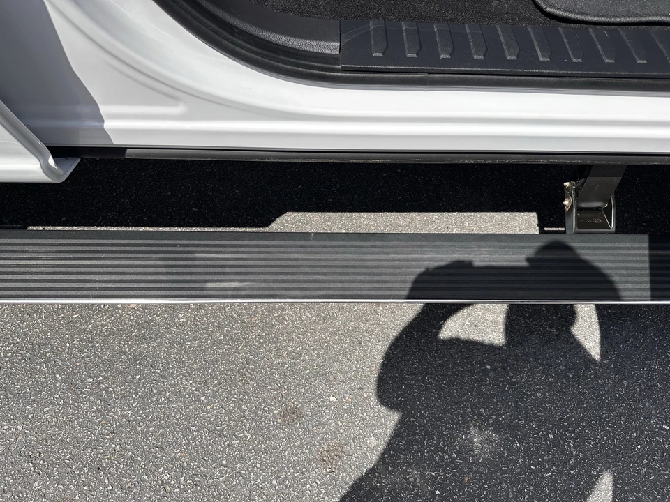 2024 Ford Super Duty 5th Gen - Image 17 of 21