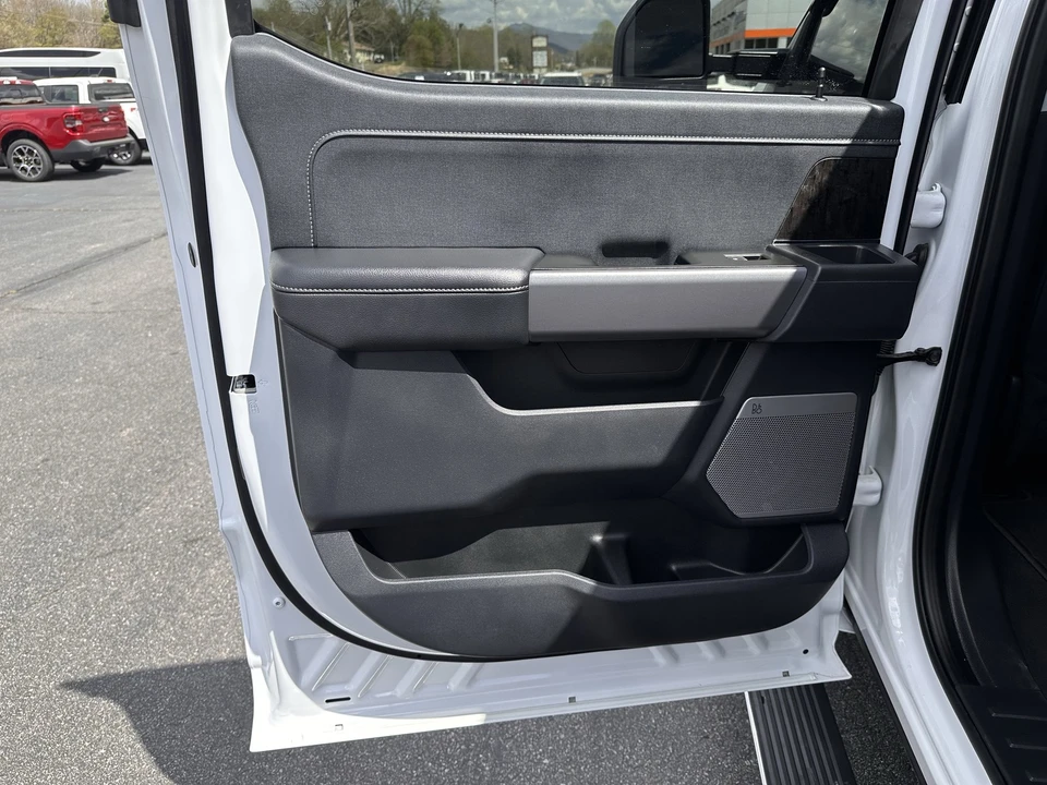 2024 Ford Super Duty 5th Gen - Image 13 of 21