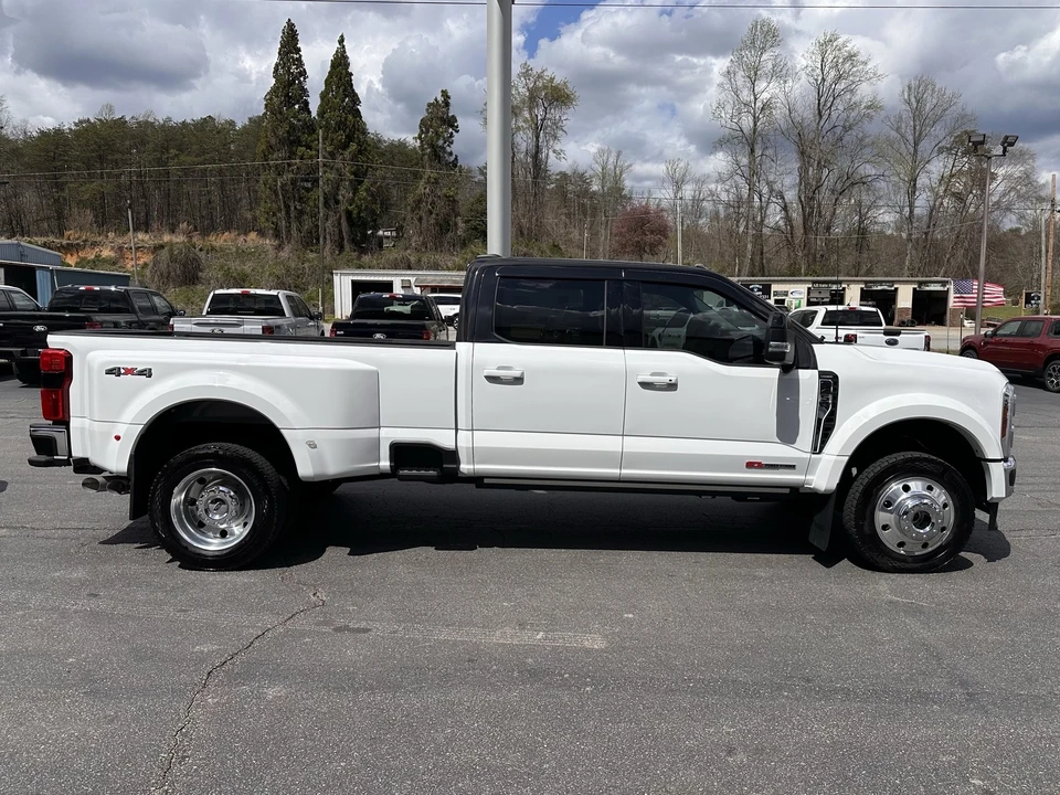 2024 Ford Super Duty 5th Gen - Image 5 of 21