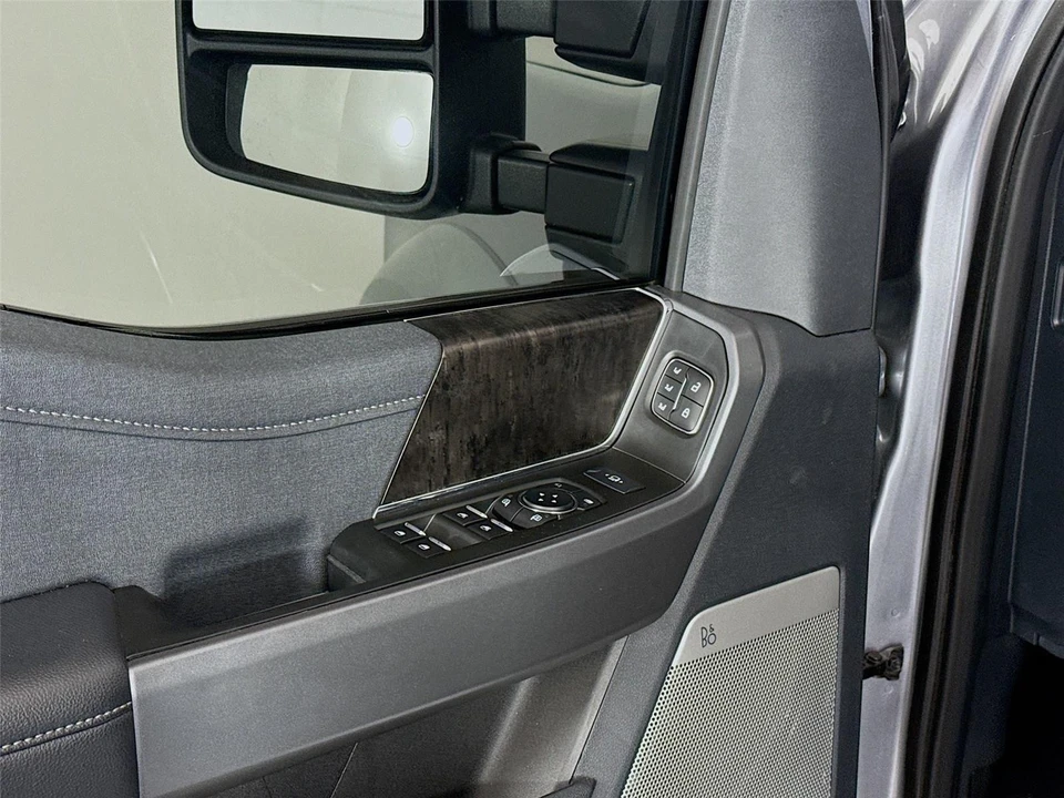 2024 Ford Super Duty 5th Gen - Image 14 of 16