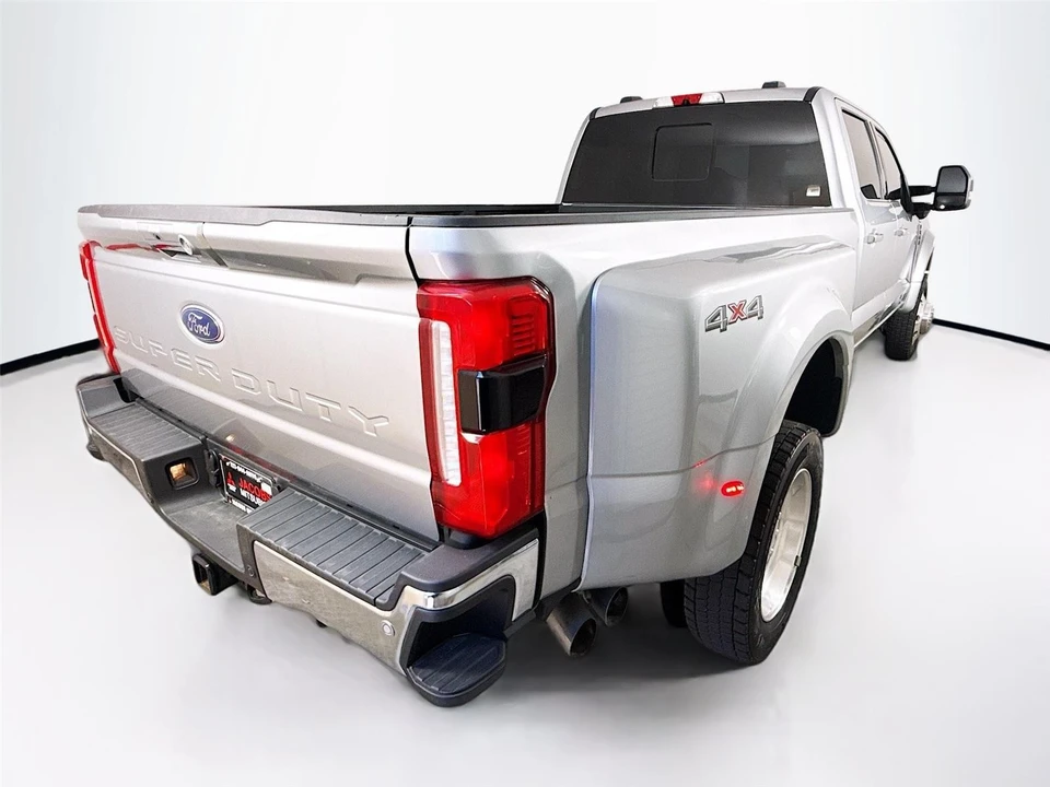 2024 Ford Super Duty 5th Gen - Image 7 of 16