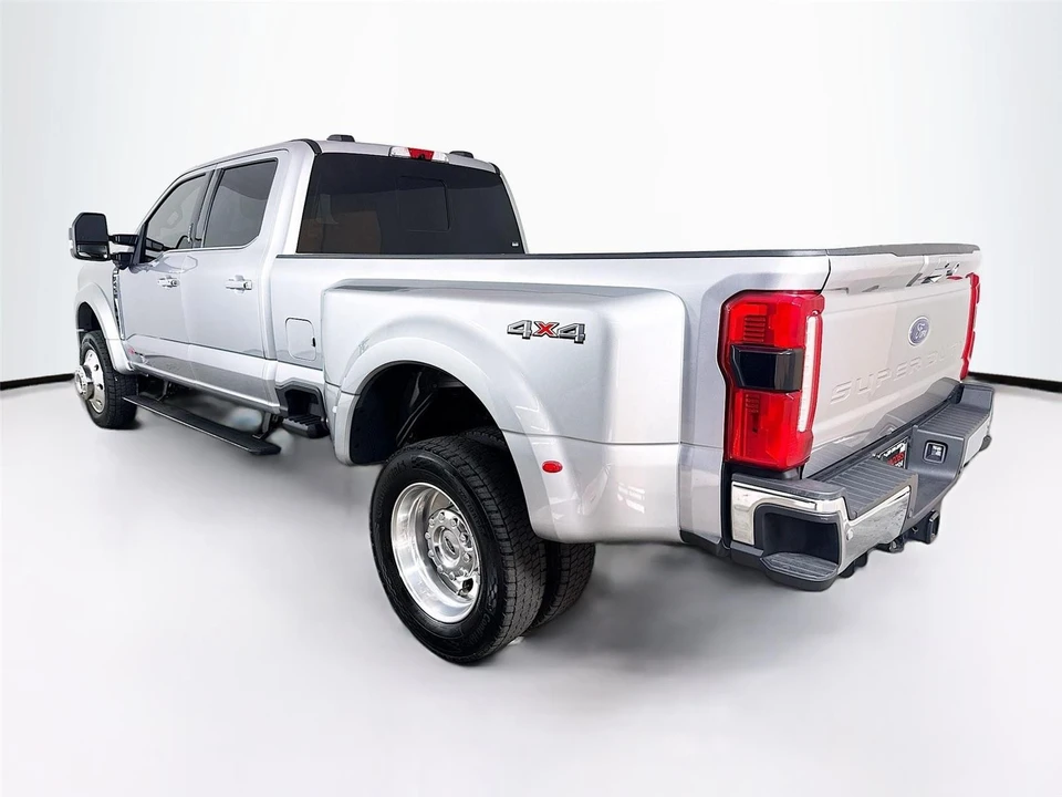 2024 Ford Super Duty 5th Gen - Image 5 of 21