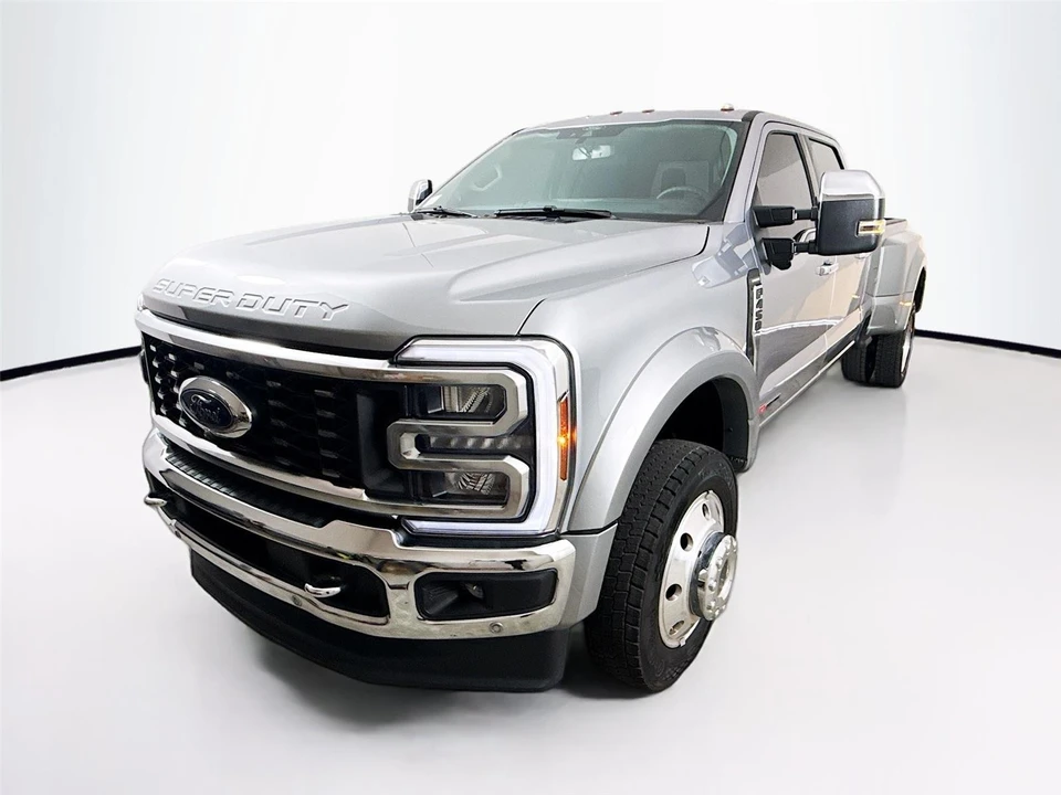 2024 Ford Super Duty 5th Gen - Image 3 of 16