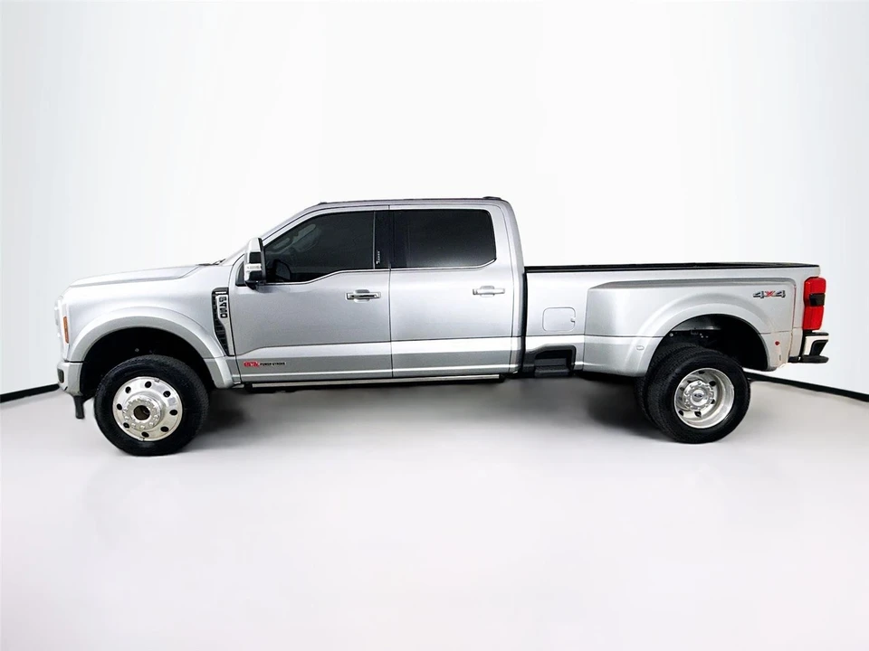 2024 Ford Super Duty 5th Gen - Image 4 of 16