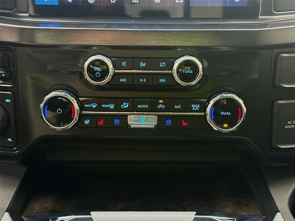 2024 Ford Super Duty 5th Gen - Image 15 of 21