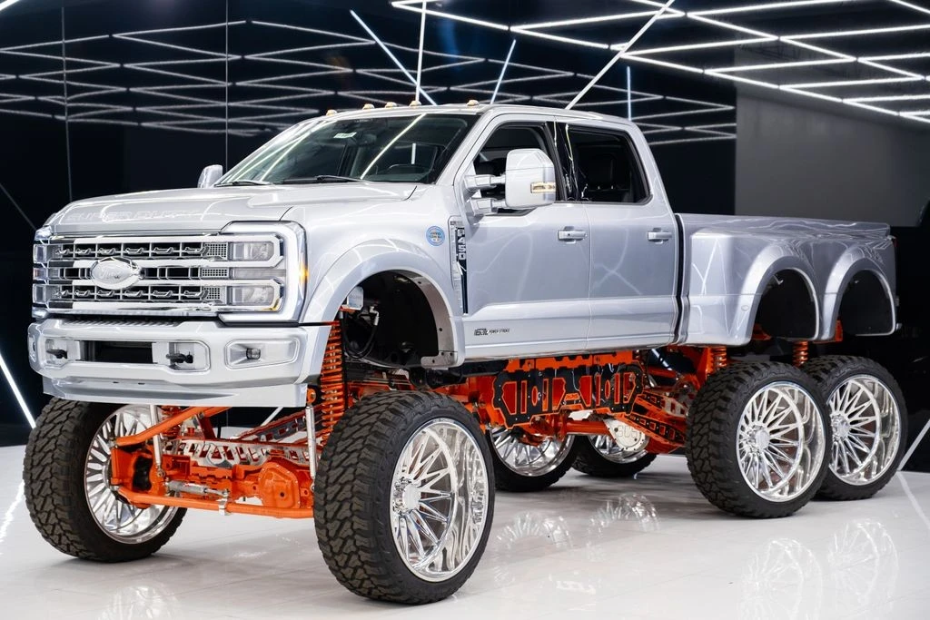 2024 Ford Super Duty 5th Gen - Image 7 of 21
