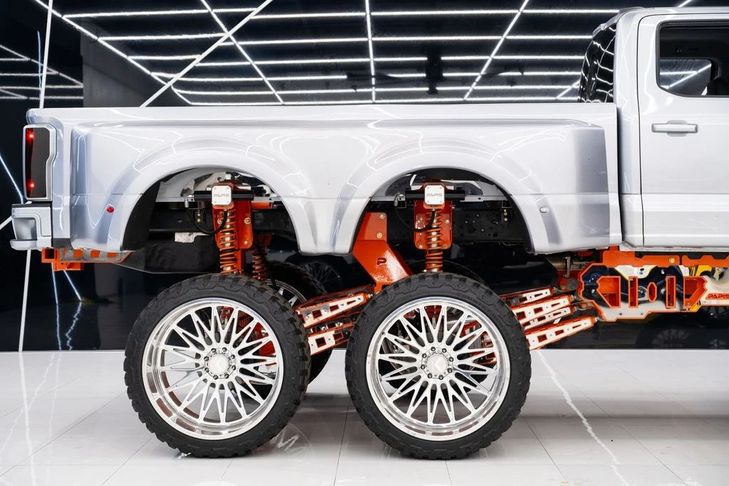 2024 Ford Super Duty 5th Gen - Image 10 of 21