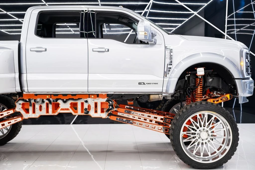 2024 Ford Super Duty 5th Gen - Image 11 of 21