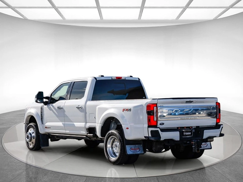 2024 Ford Super Duty 5th Gen - Image 2 of 21
