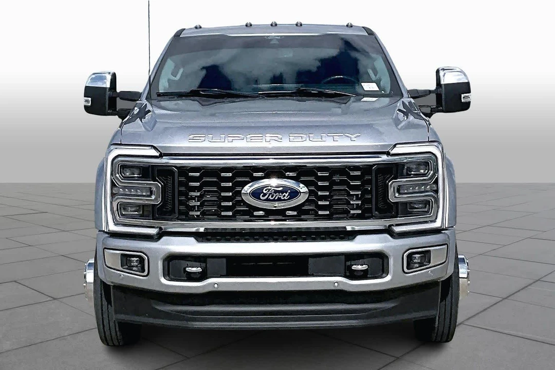 2024 Ford Super Duty 5th Gen - Image 8 of 12