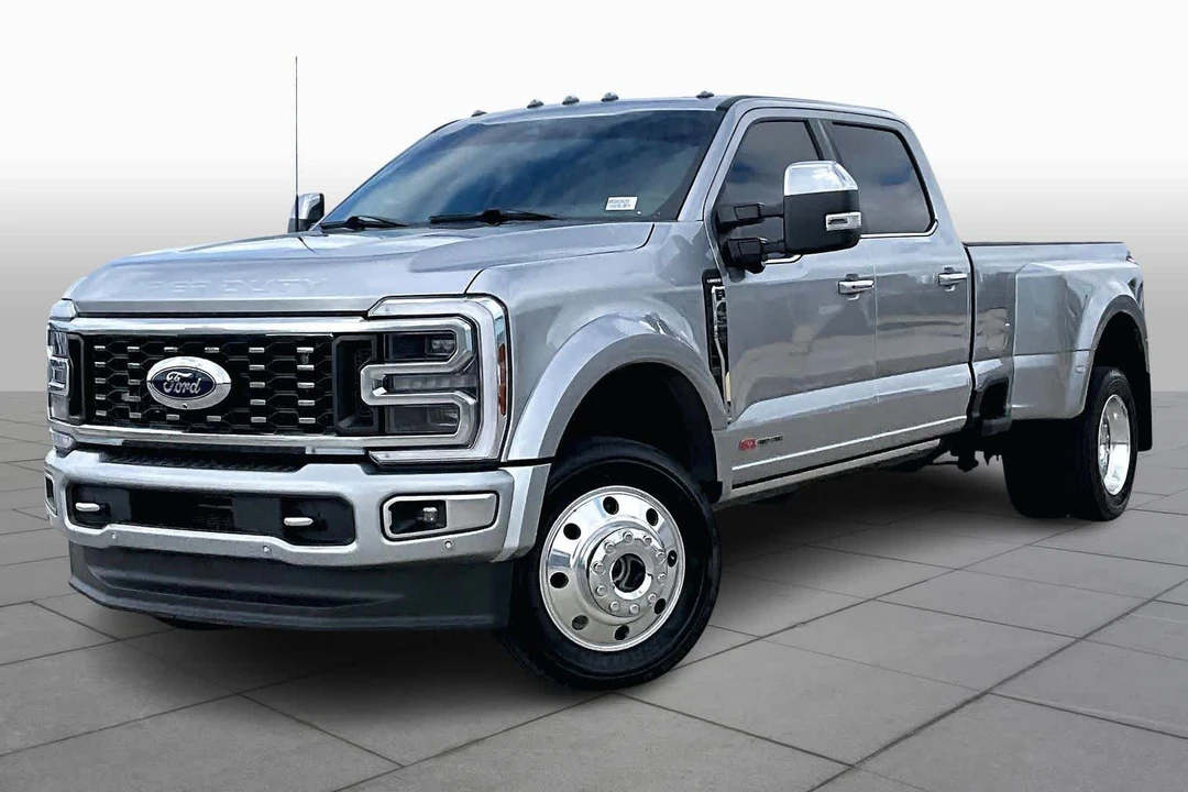 2024 Ford Super Duty 5th Gen - Image 2 of 12
