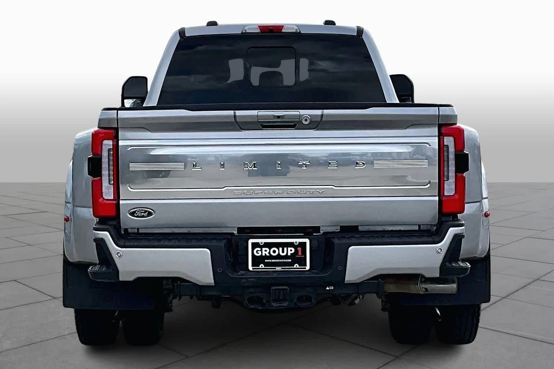 2024 Ford Super Duty 5th Gen - Image 10 of 12