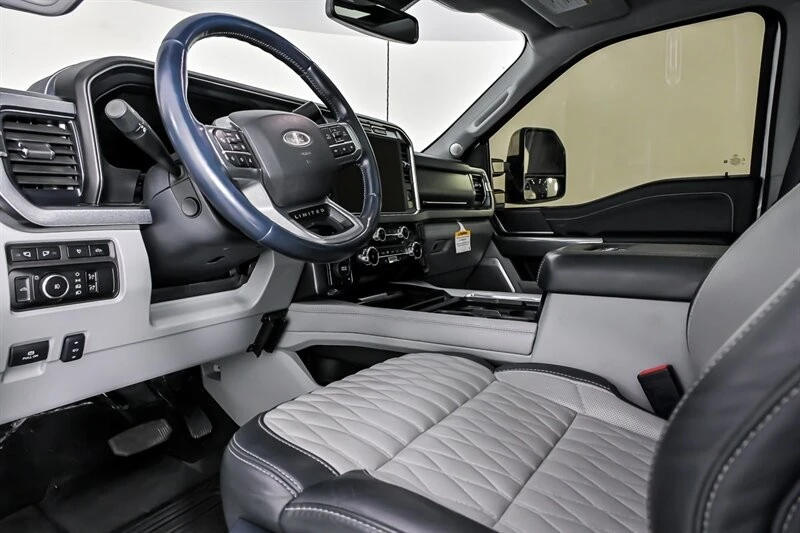 2024 Ford Super Duty 5th Gen - Image 18 of 31