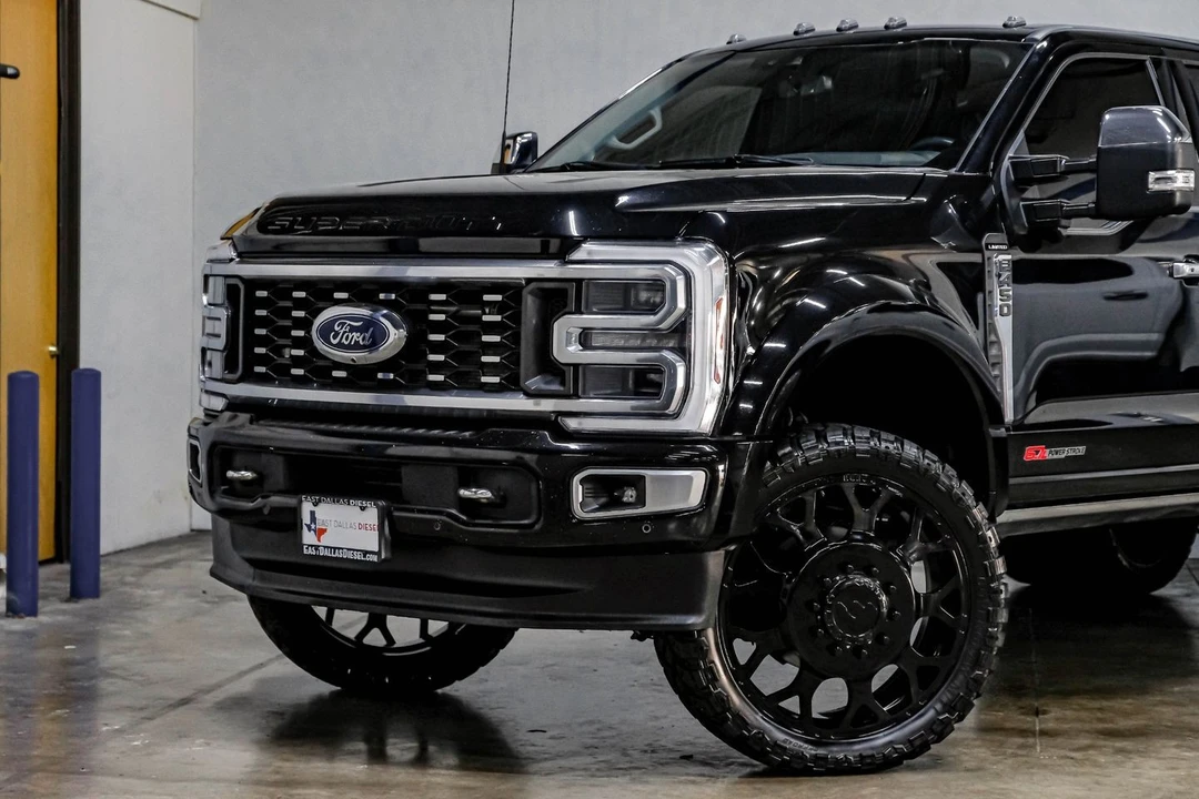 2024 Ford Super Duty 5th Gen - Image 9 of 12