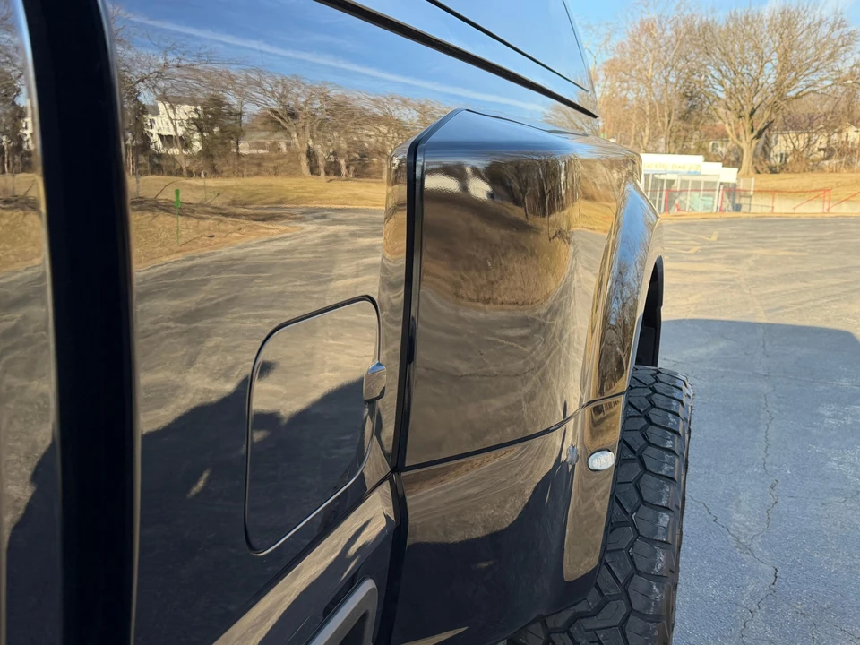 2024 Ford Super Duty 5th Gen - Image 24 of 31