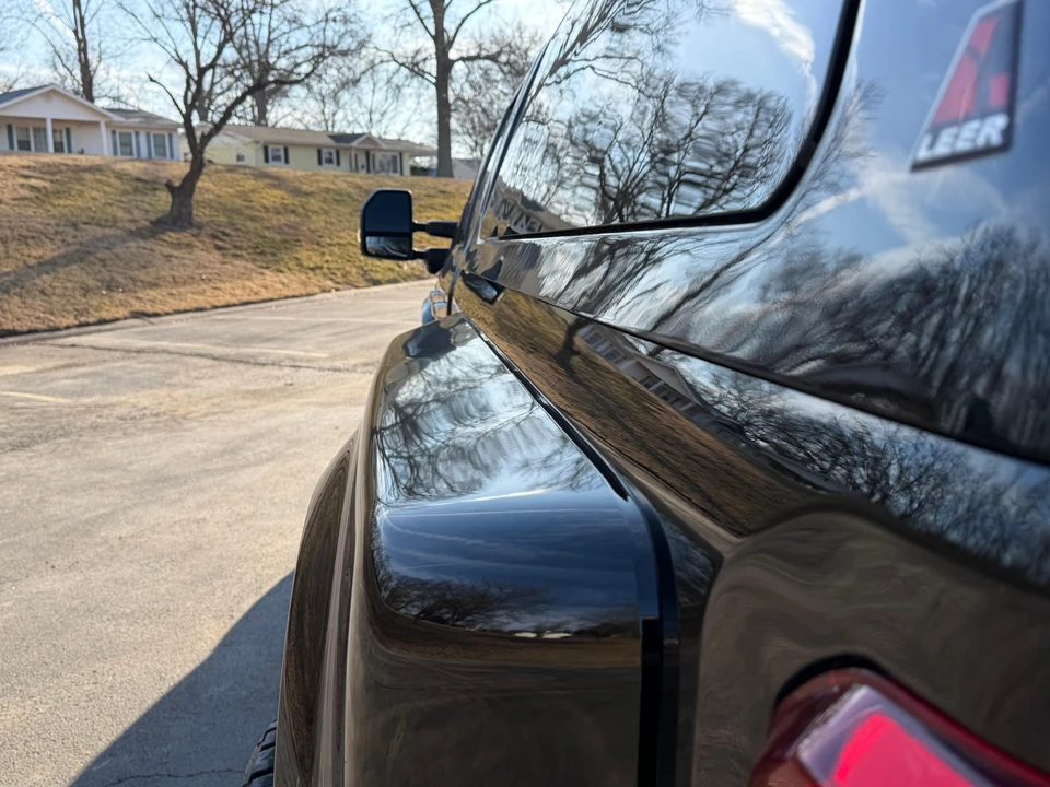 2024 Ford Super Duty 5th Gen - Image 27 of 31