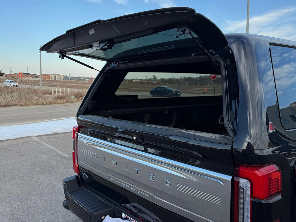 2024 Ford Super Duty 5th Gen - Image 28 of 31