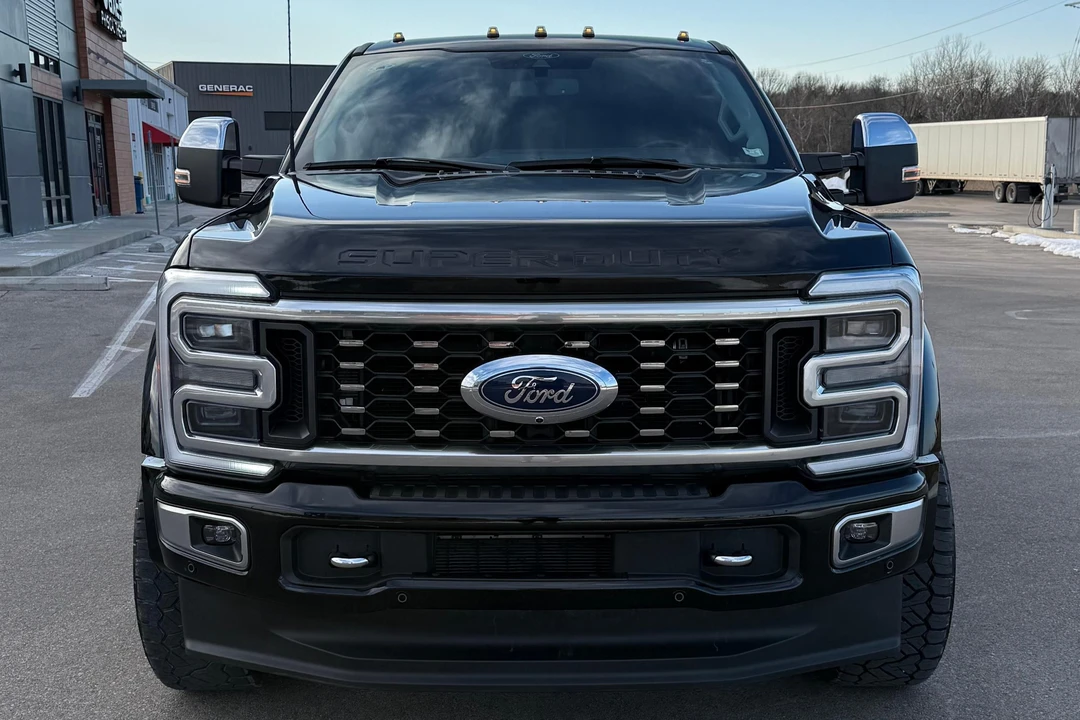 2024 Ford Super Duty 5th Gen - Image 2 of 31
