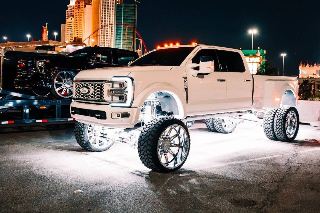 2024 Ford Super Duty 5th Gen - Image 8 of 9