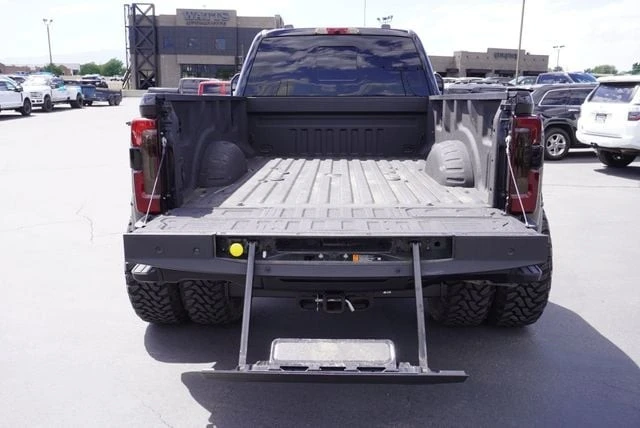 2024 Ford Super Duty 5th Gen - Image 12 of 31
