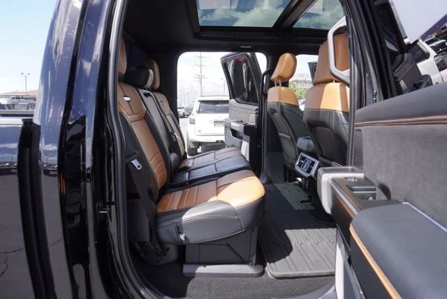 2024 Ford Super Duty 5th Gen - Image 28 of 31