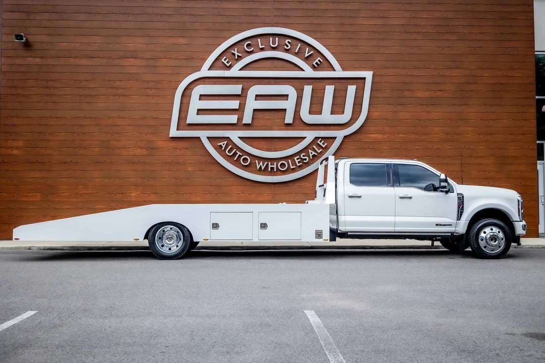 2024 Ford Super Duty 5th Gen - Image 3 of 12