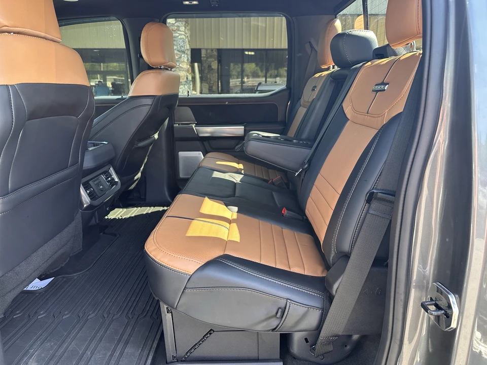 2024 Ford Super Duty 5th Gen - Image 14 of 31