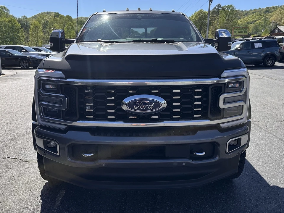 2024 Ford Super Duty 5th Gen - Image 3 of 31