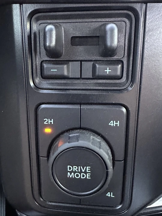 2024 Ford Super Duty 5th Gen - Image 22 of 31