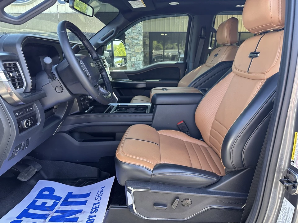 2024 Ford Super Duty 5th Gen - Image 11 of 31