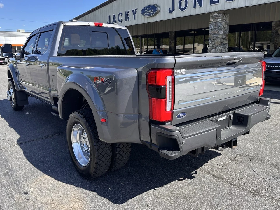 2024 Ford Super Duty 5th Gen - Image 8 of 31