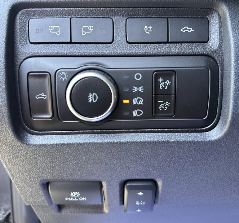 2024 Ford Super Duty 5th Gen - Image 21 of 31