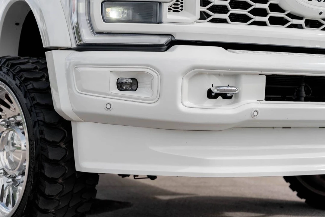 2024 Ford Super Duty 5th Gen - Image 16 of 31