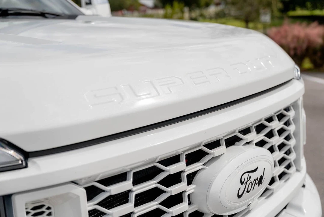 2024 Ford Super Duty 5th Gen - Image 19 of 31