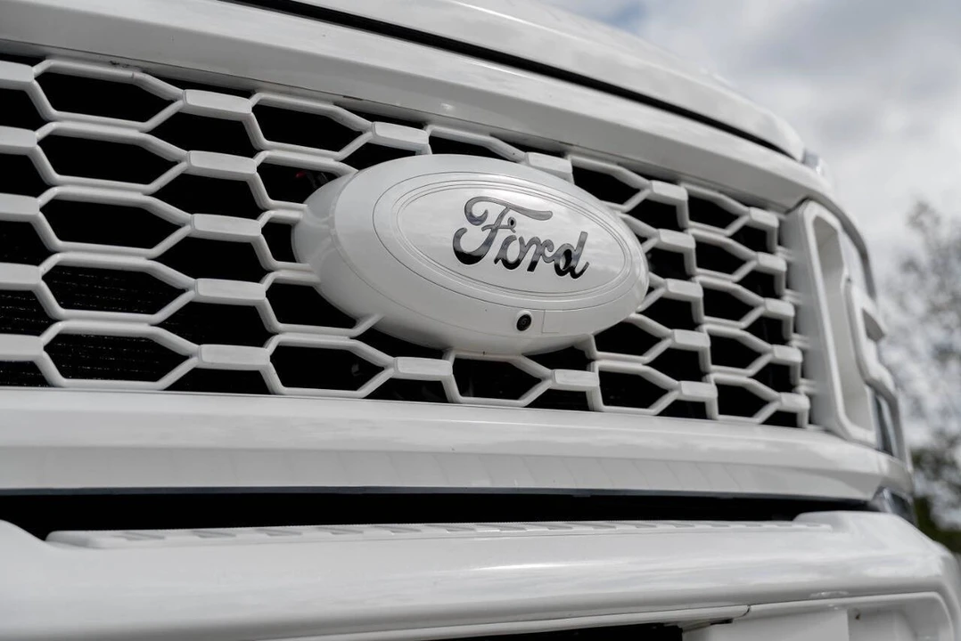 2024 Ford Super Duty 5th Gen - Image 18 of 31