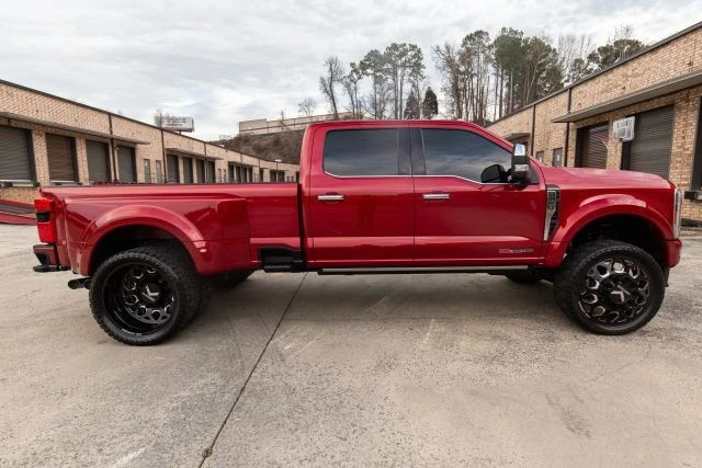 2024 Ford Super Duty 5th Gen - Image 19 of 31