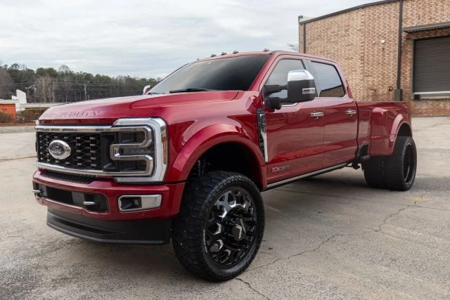 2024 Ford Super Duty 5th Gen - Image 14 of 31