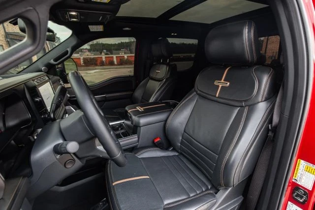2024 Ford Super Duty 5th Gen - Image 24 of 31