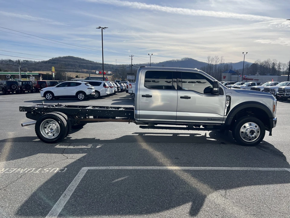 2024 Ford Super Duty 5th Gen - Image 4 of 12