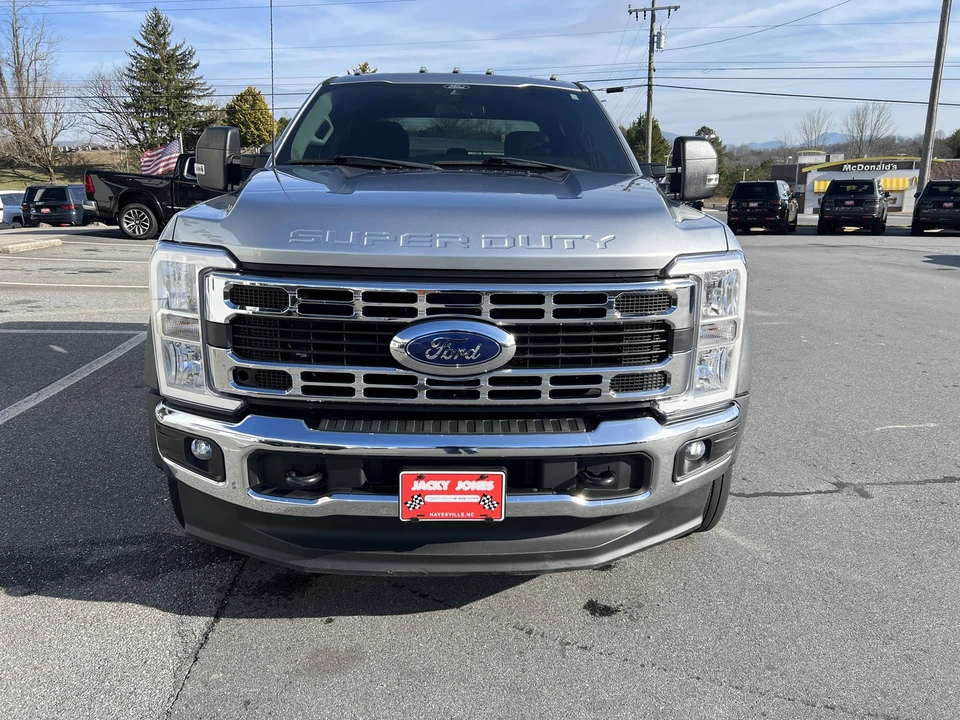 2024 Ford Super Duty 5th Gen - Image 5 of 12