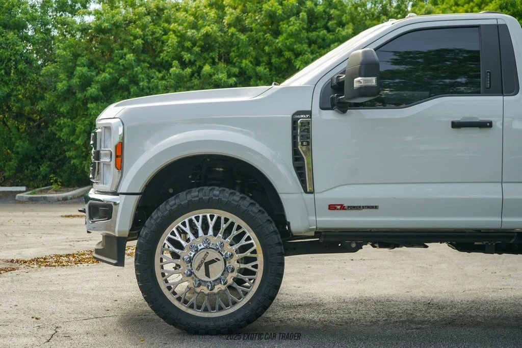 2024 Ford Super Duty 5th Gen - Image 4 of 12