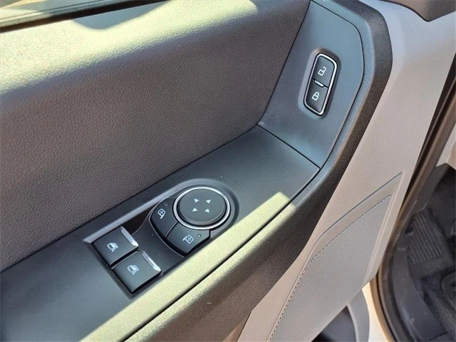 2024 Ford Super Duty 5th Gen - Image 18 of 21