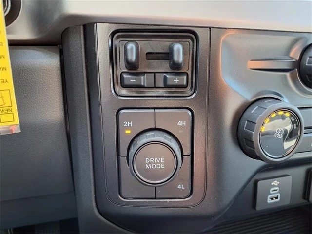 2024 Ford Super Duty 5th Gen - Image 15 of 21