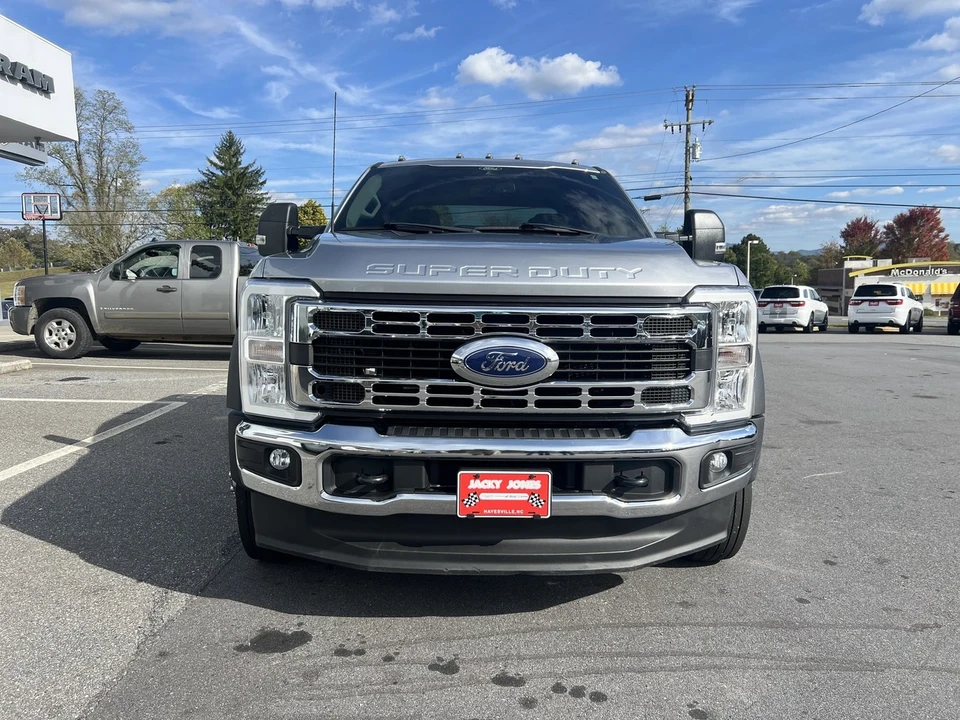 2024 Ford Super Duty 5th Gen - Image 5 of 12